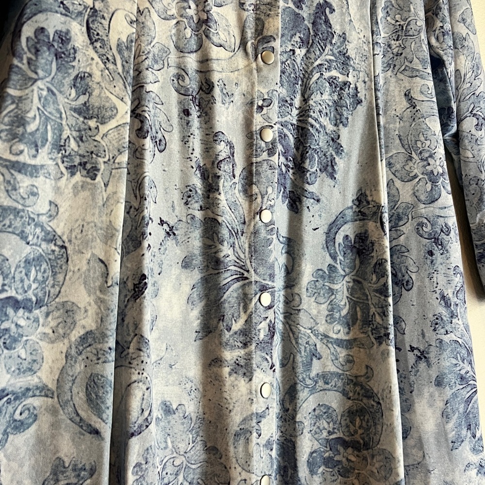 Beautiful Soft Surroundings Paisley Maxi Dress Womenโs Large | Snap Front - Picture 4 of 4